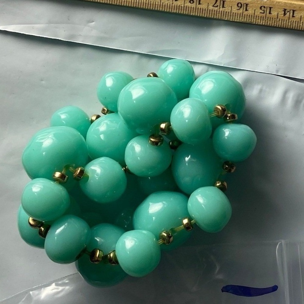 Turquoise Beaded Stretch Bracelet Gold Tone Accents Chunky‎ Statement